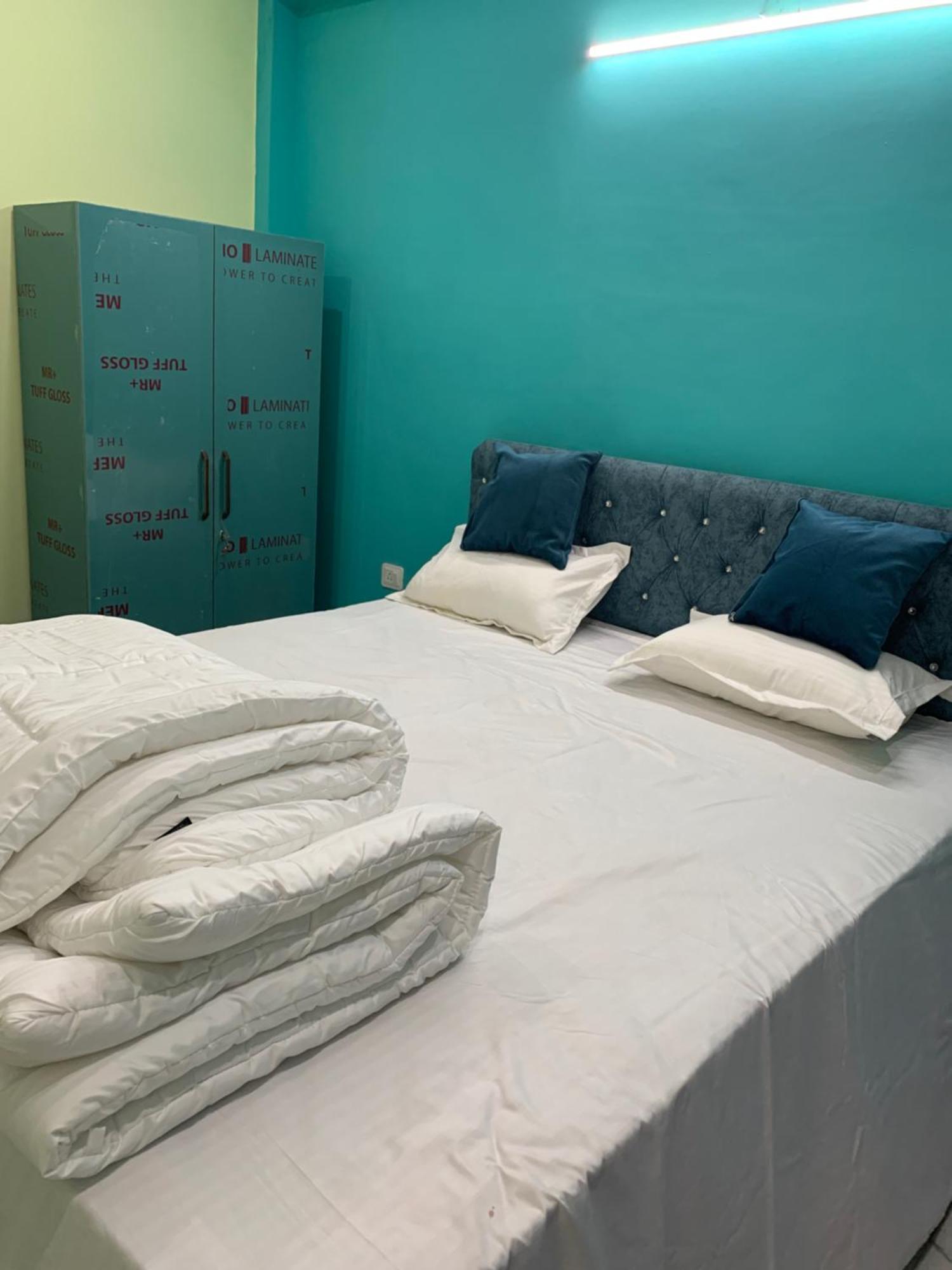 Abode Guest House Грейтър Нойда Екстериор снимка